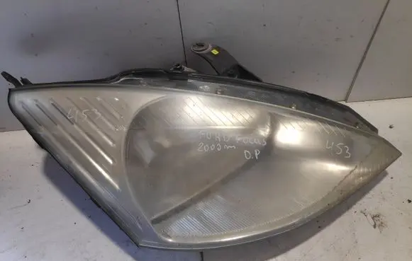 Ford Focus Headlight/headlamp