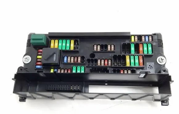 BMW X3 F25 Fuse module 9315150 09343304 180816