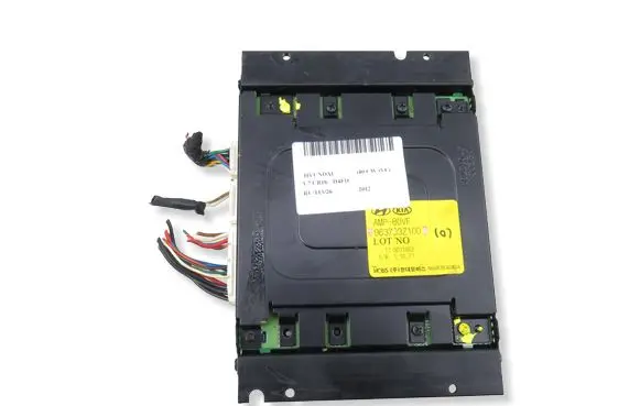 Hyundai i40 Sound amplifier 963703Z100