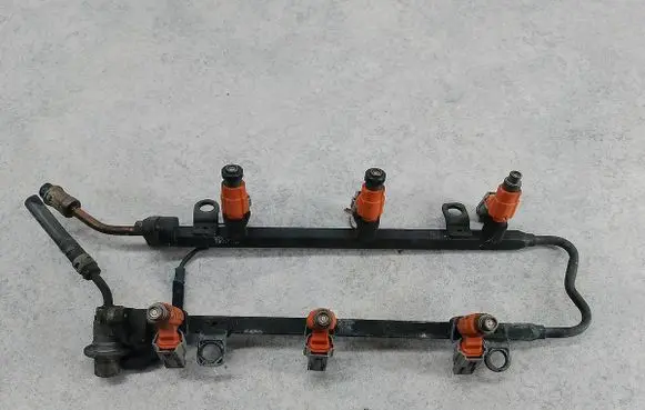 Chrysler Sebring (ST-22 - JR) Fuel main line pipe 