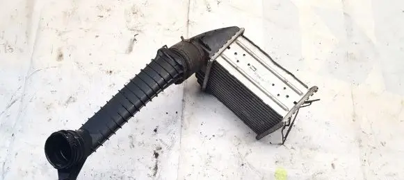 Skoda Octavia Mk1 (1U) Intercooler radiator 1j0145803a 865164k
