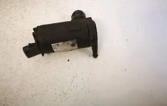 Hyundai Trajet Windscreen/windshield washer pump