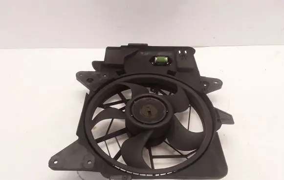 Ford Maverick Electric radiator cooling fan YL848C607GH AJ0515025F 15260200F