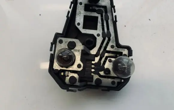 Volkswagen Sharan Tail light bulb cover holder 7m0945258a