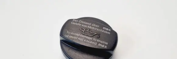 Mercedes-Benz C W203 Oil filler cap 1110180302