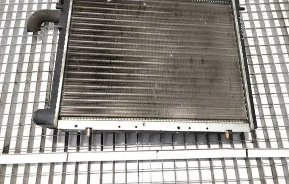 Renault Trafic I Coolant radiator