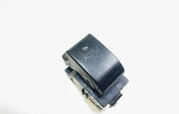 Toyota Avensis T250 Electric window control switch