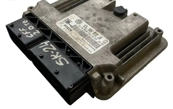Skoda Superb B6 (3T) Engine control unit/module 03L906018JB 03L906018BR 0281017413