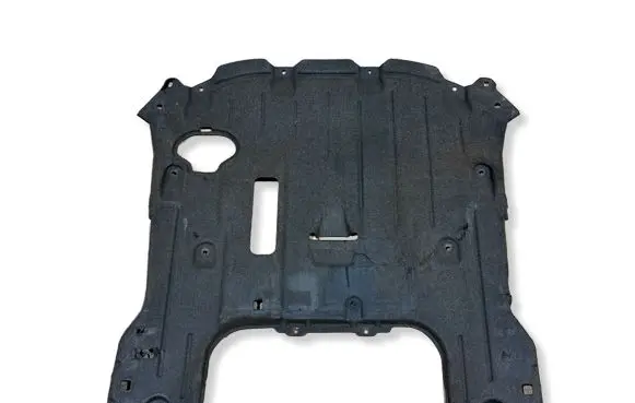 Chrysler Pacifica Engine splash shield/under tray 