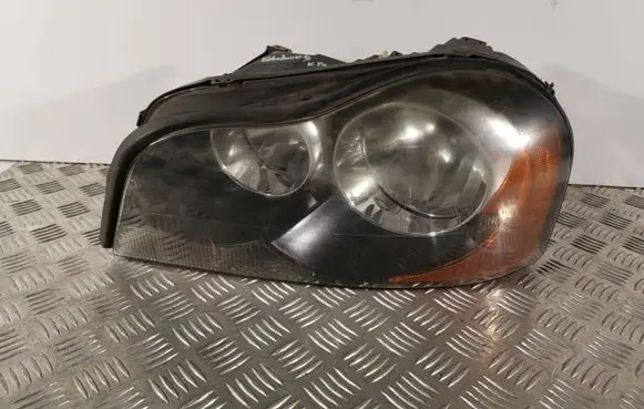 Volvo XC90 Headlight/headlamp 8620575 89007591