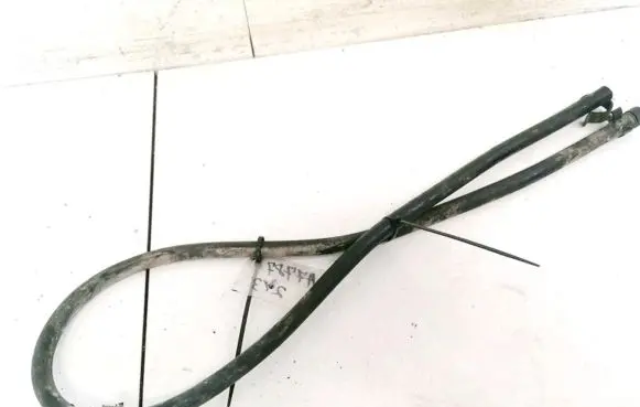 Volkswagen Touareg I Engine coolant pipe/hose