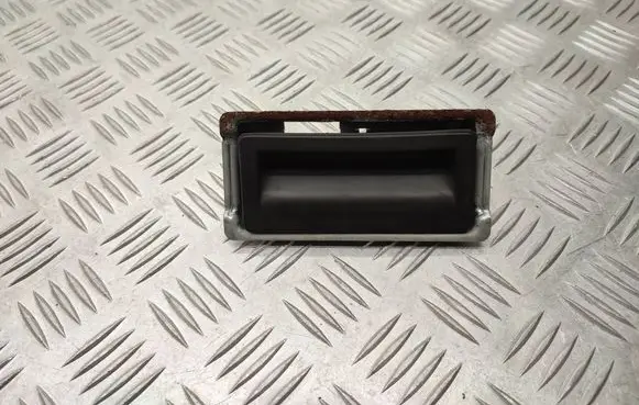 Volkswagen Touareg II Tailgate opening switch 5N0827566T 3C9827229J