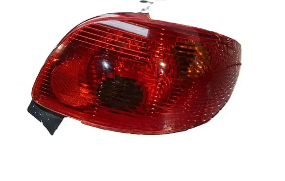 Peugeot 206 Rear/tail lights S27639719