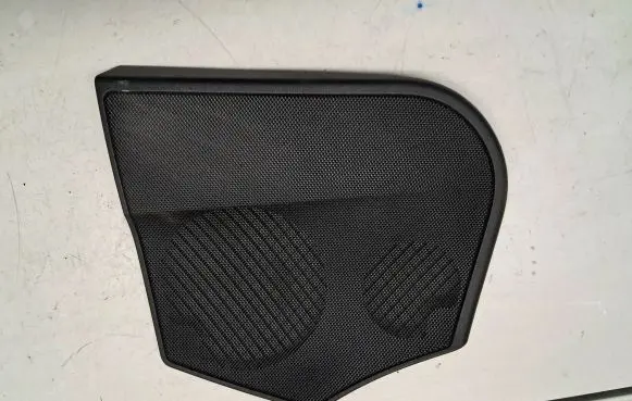 Mercedes-Benz E W212 Front door speaker cover trim A2127270288