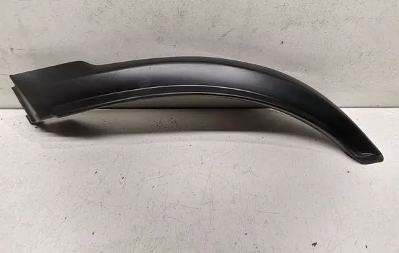 Land Rover Evoque II Front arch trim K8D228371AC