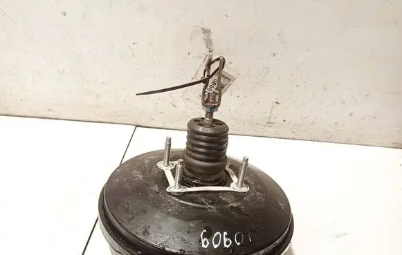 Subaru Legacy Brake booster g215t