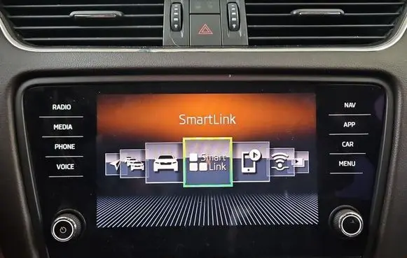 Skoda Octavia Mk3 (5E) Radio/CD/DVD/GPS head unit A2C1893790001 IMPRK1557457