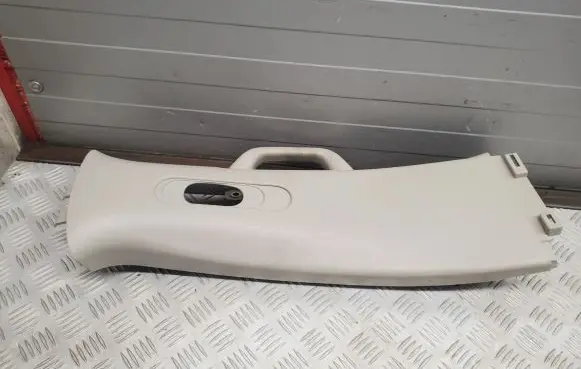 Chrysler Pacifica (B) pillar trim (top) 6EK221D2AH 6EK22TRMAH