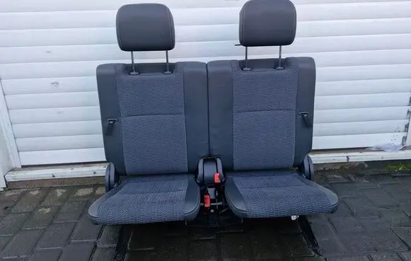 Toyota Verso Third row seats 54353453453543