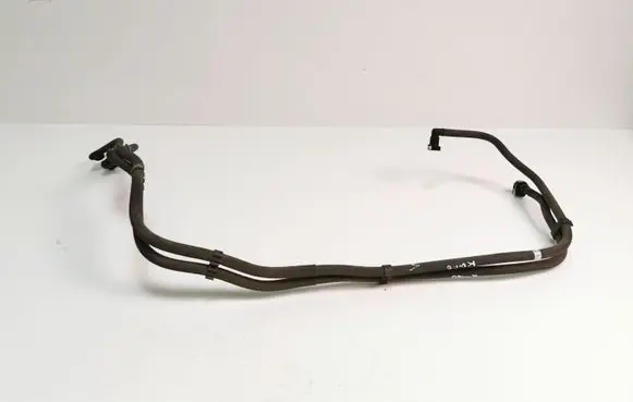 Volvo V40 Fuel line pipe