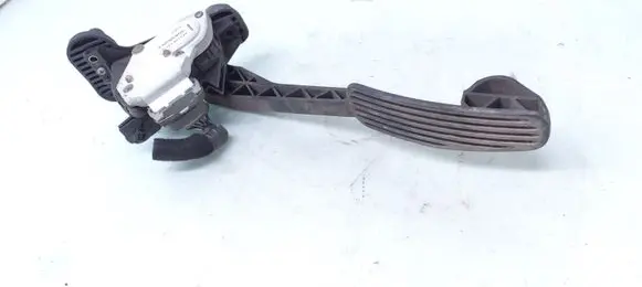 Volvo V70 Accelerator throttle pedal 30636003 6PV00853700
