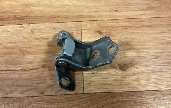 Mazda 3 I Front door lower hinge 