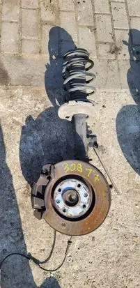 Peugeot 308 Front wheel hub spindle knuckle 131313