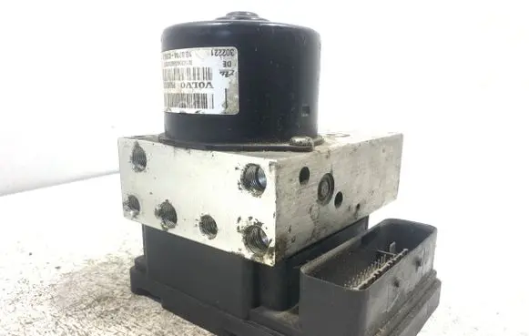 Volvo V70 ABS Pump 8671224 10092504033 5WK84002
