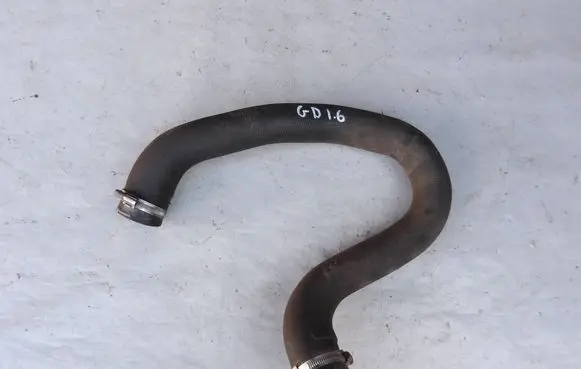 Opel Grandland X Intercooler hose/pipe 9820100780