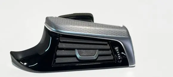 BMW 5 G30 G31 Dashboard side air vent grill/cover trim 9330858 9330856