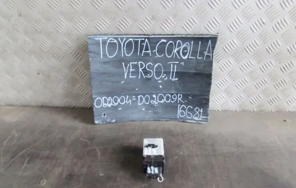 Toyota Corolla Verso AR10 Ignition lock