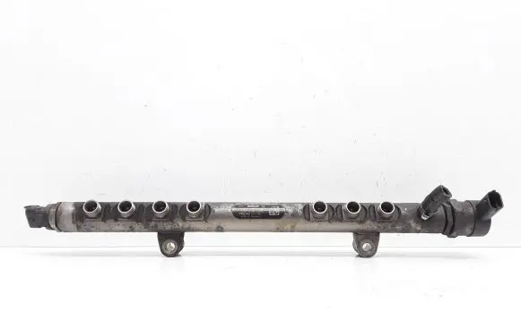 Volvo V60 Fuel main line pipe 31216313 30777759 0445215025