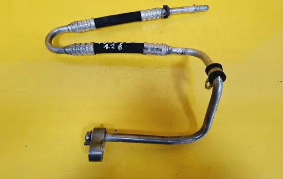 Volkswagen Polo IV 9N3 Air conditioning (A/C) pipe/hose 6Q0820741A