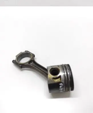 Volkswagen Golf V Piston with connecting rod V400 038J