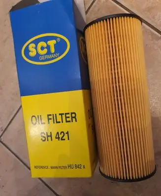 Audi A6 S6 C5 4B Oil filter cover HU842X OE650 CH8980