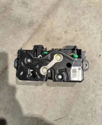 BMW M5 F90 Tailgate/trunk/boot lock/catch/latch C67167102 UK744101401 16367210