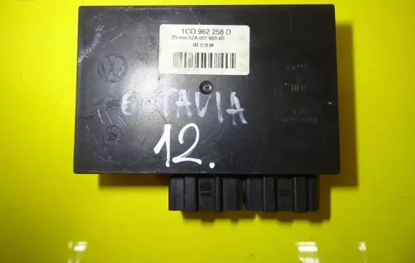 Volkswagen Golf IV Comfort/convenience module 1C0962258D