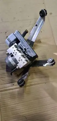 BMW i3 ABS Pump 6869933