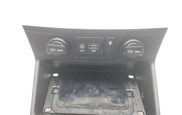 Hyundai Tucson TL Wireless charging module 84630D7RD04X SCEAR0591 14122018S2