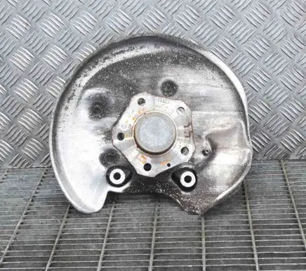 Audi A4 S4 B9 8W Rear wheel hub 8K0501249