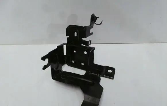 Opel Grandland X ABS pump bracket 9677683680