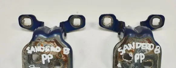 Dacia Sandero Front door hinge set 