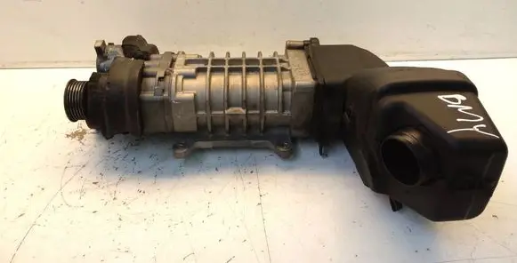 Volkswagen Golf V Supercharger 03C145001C