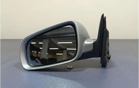 Audi A6 S6 C4 4A Front door electric wing mirror