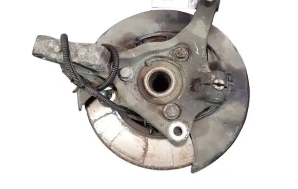 Opel Insignia A Front wheel hub spindle knuckle