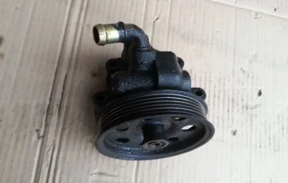 Ford Focus Power steering pump