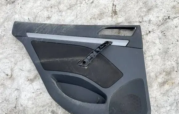 Skoda Octavia Mk2 (1Z) Rear door card panel trim 1Z9867211