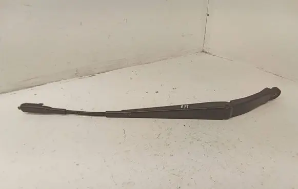 Volvo XC90 Front wiper blade arm 30753818