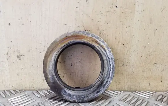 Volkswagen Golf VI Front upper strut mount 