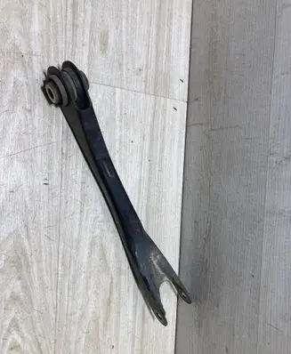BMW 3 G20 G21 Rear upper control arm/wishbone 6878641